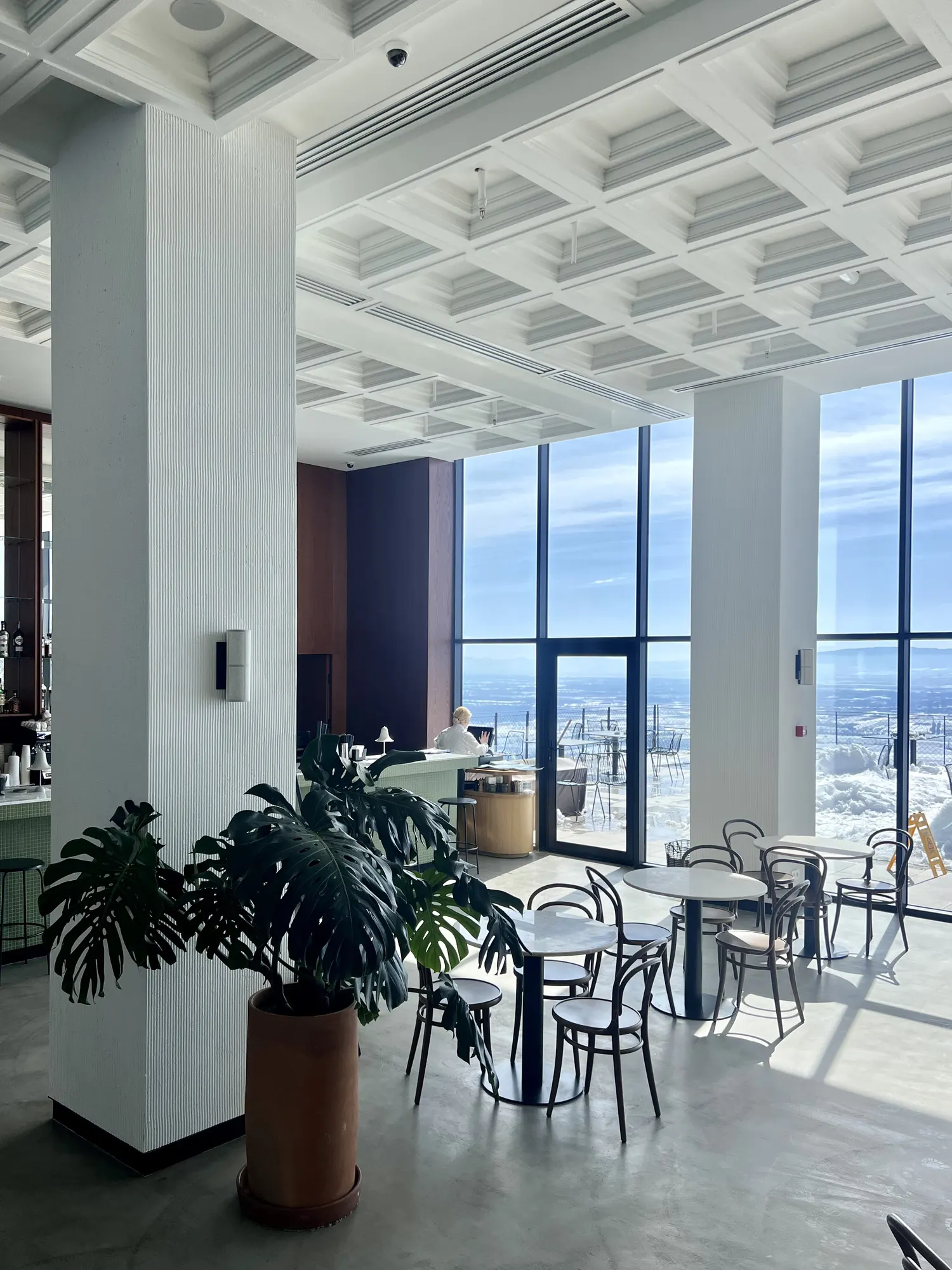The dining room in morning light