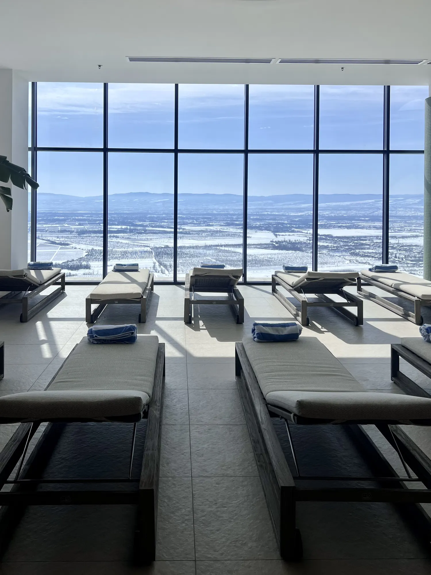 Loungers facing the valley